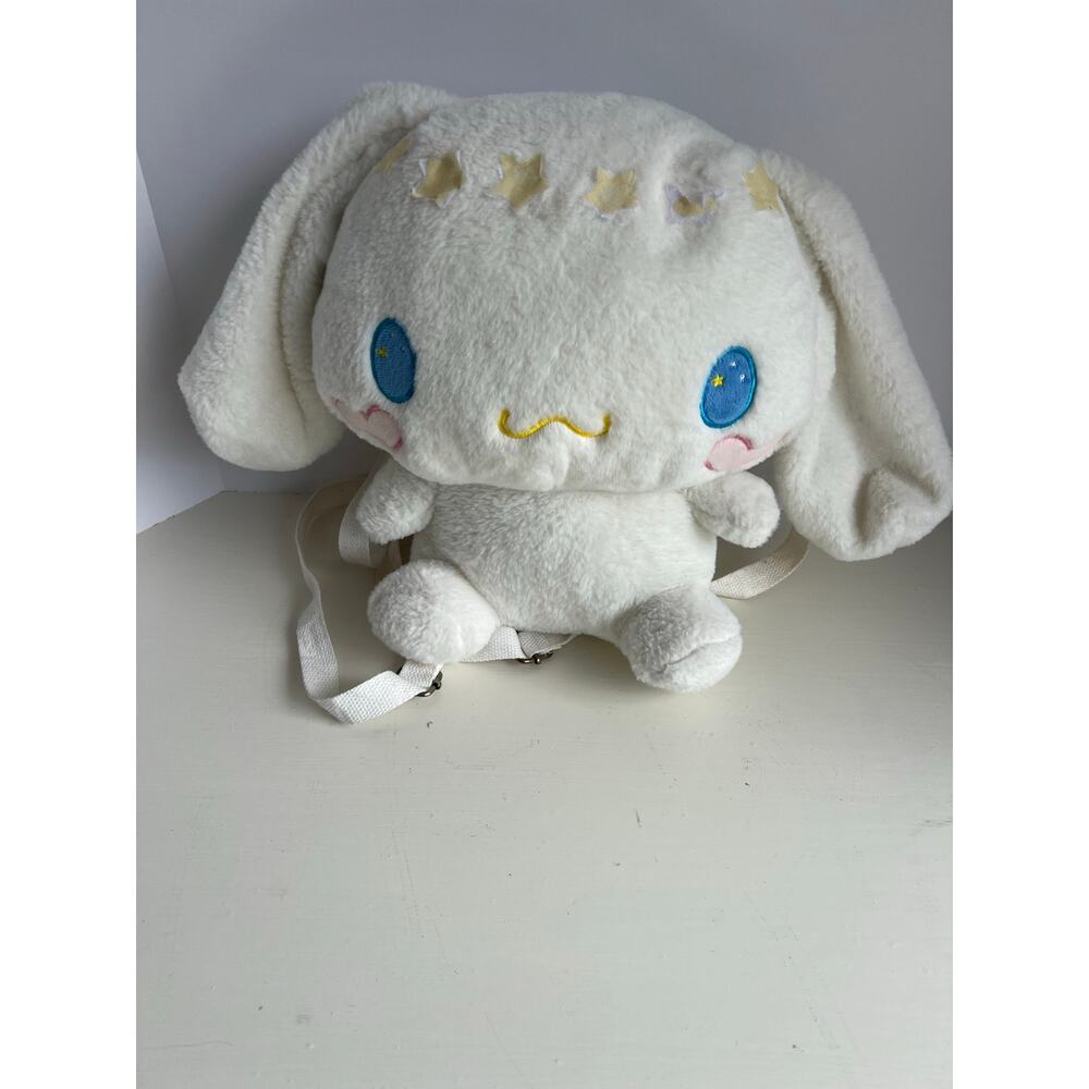 Cinnamoroll Star Plush Backpack use